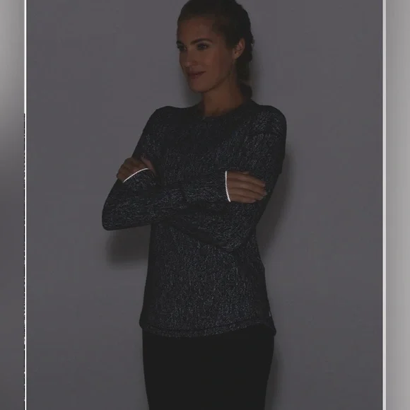Lululemon Outrun Long Sleeve - Picture 6 of 11